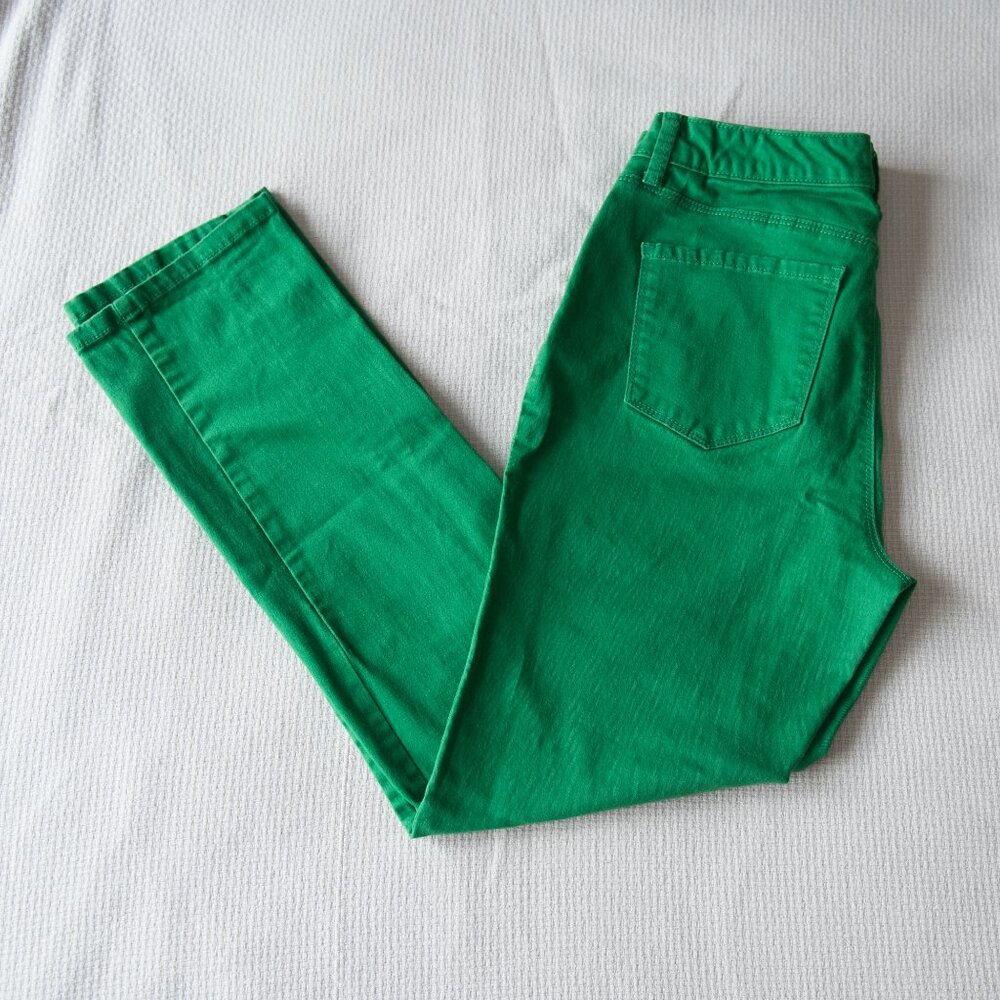 Charter Club Green Jeans, size 10